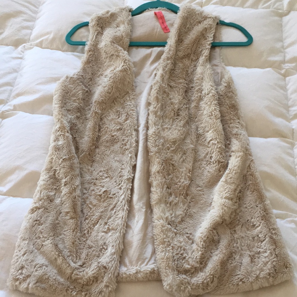 Faux fur vest